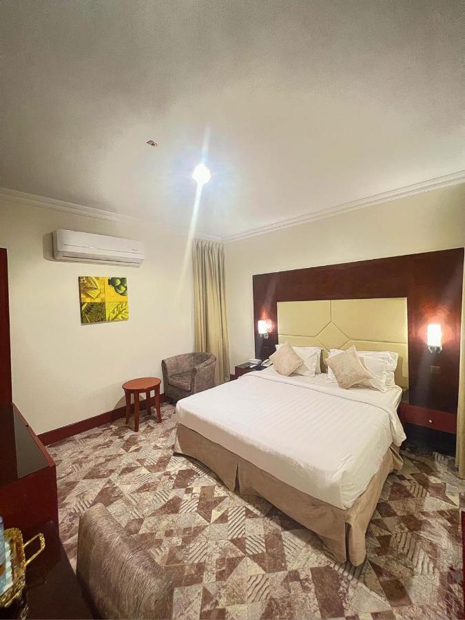 Dalin Hotel Riadh Exterior foto